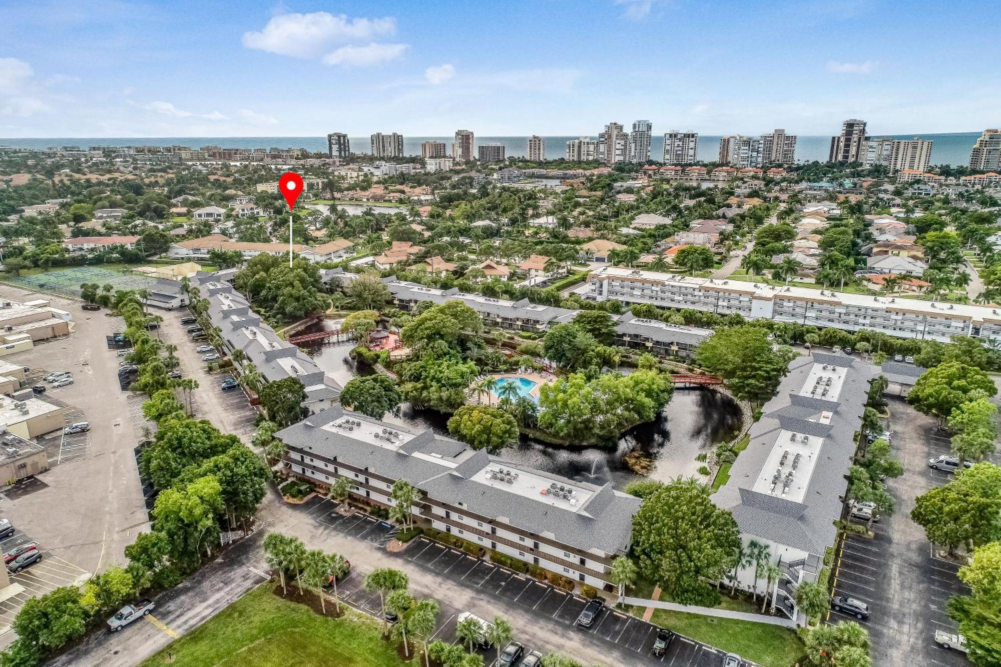 Sandy Shores North North Naples Стая снимка