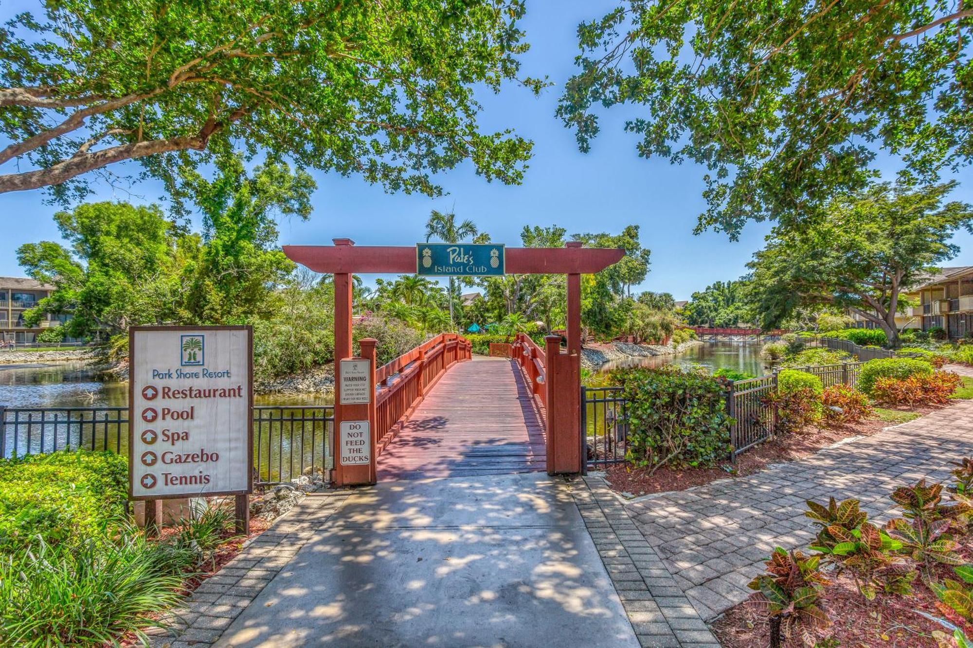 Sandy Shores North North Naples Екстериор снимка